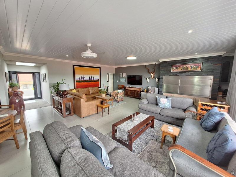 3 Bedroom Property for Sale in Avonddans Western Cape